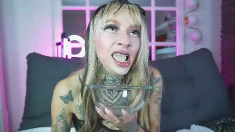miss___angel online show from 07/28/26, 11:05