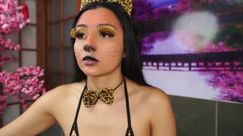 Snapshot of miss__anastasia chatting on 10/31/25, 11:00 Anastisia online show from 10/31/25, 11:00