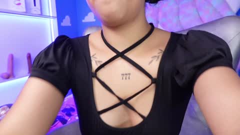 Anya online show from 01/18/25, 11:00