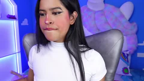 Anya online show from 02/22/25, 11:02