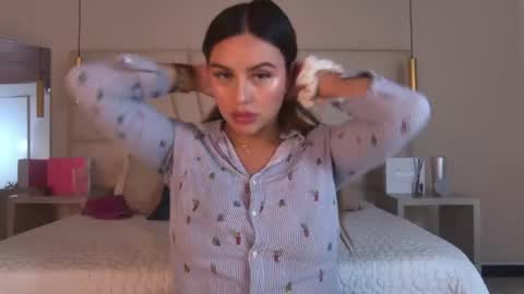 miss__ary_ online show from 06/05/26, 11:49