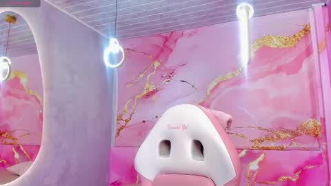miss__luna_ online show from 09/11/25, 01:11