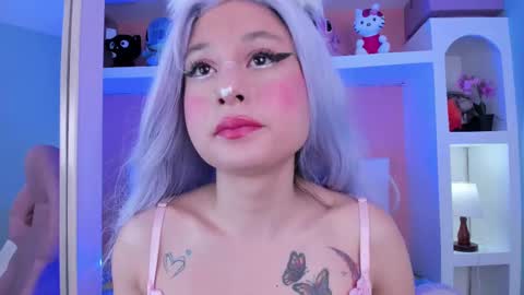 Lunna online show from 09/25/25, 11:25