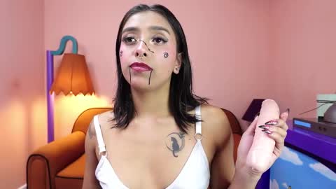 Martina online show from 10/22/25, 06:40