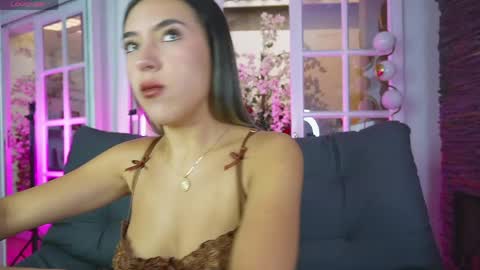 Zoe online show from 04/30/26, 08:57