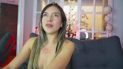 Zoe online show from 07/21/26, 06:10