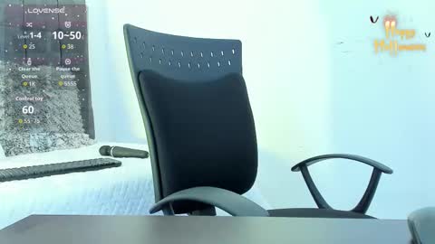 miss_aitana_ online show from 10/22/25, 01:11