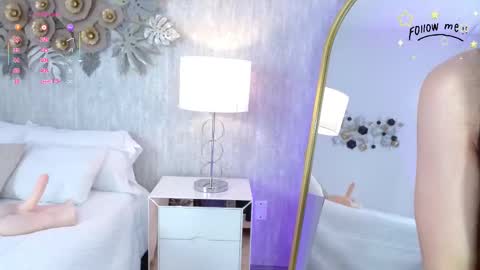 Snapshot of miss_alia chatting on 09/20/25, 12:06 alia online show from 09/20/25, 12:06