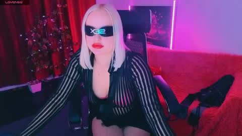 miss_alice_silver online show from 05/24/26, 04:23