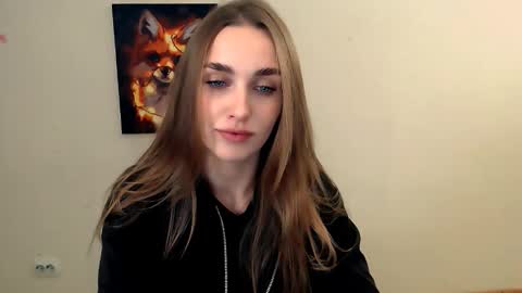 Angelina online show from 11/11/25, 09:42