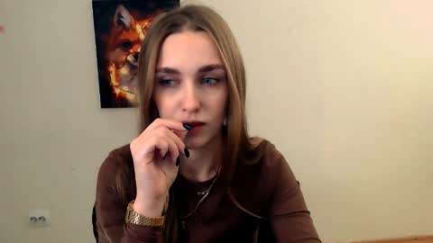 Angelina online show from 11/12/25, 10:04