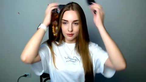 Angelina online show from 07/25/26, 05:49