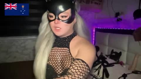 Snapshot of miss_antonette_xxx chatting on 05/19/26, 10:27 Call me Miss Antonette online show from 05/19/26, 10:27