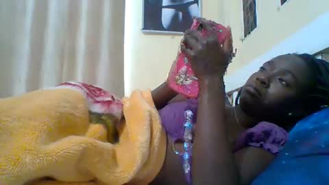 miss_atitude online show from 09/18/25, 04:14