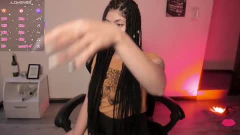 Snapshot of miss_auroraa chatting on 09/14/25, 10:31 Aurora online show from 09/14/25, 10:31