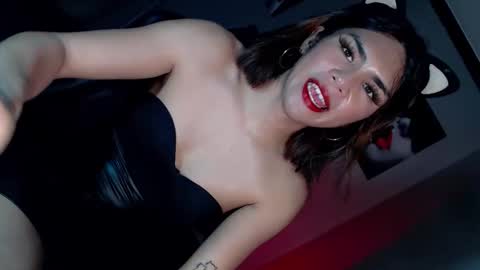 Snapshot of miss_bella69 chatting on 05/08/26, 04:51 miss_bella69 online show from 05/08/26, 04:51
