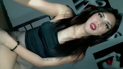 Snapshot of miss_bella69 chatting on 06/09/26, 04:46 miss_bella69 online show from 06/09/26, 04:46