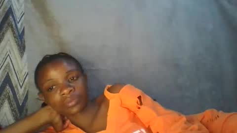 miss_belllo online show from 02/24/25, 07:41