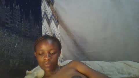 miss_belllo online show from 03/03/25, 08:27