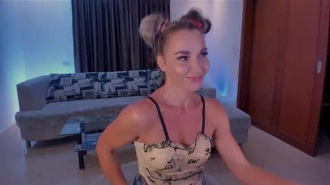 miss_bikini online show from 09/12/25, 11:21
