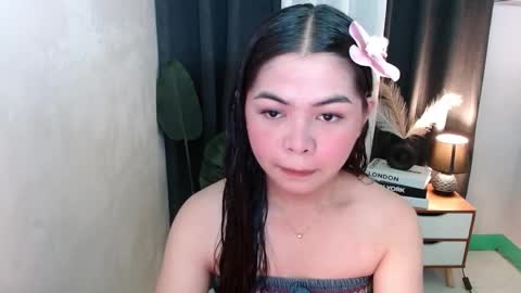 Snapshot of miss_briella chatting on 09/28/25, 02:33 Briella online show from 09/28/25, 02:33
