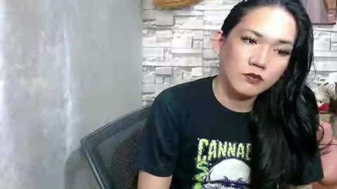 miss butterfly online show from 02/06/25, 11:21