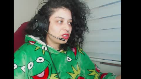 Snapshot of miss_carmila chatting on 09/24/25, 10:57 Miss Carmila online show from 09/24/25, 10:57