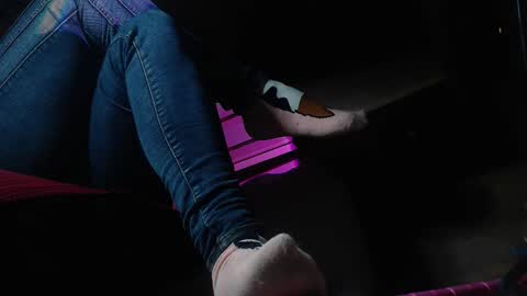 Snapshot of miss_carmila chatting on 11/26/25, 12:00 Miss Carmila online show from 11/26/25, 12:00