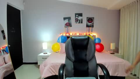 Cataleya online show from 06/22/26, 11:51
