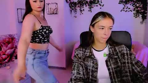 miss_courtney online show from 06/25/26, 08:30