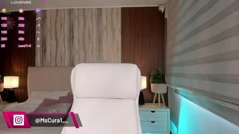 CANDELA CASTRO  online show from 04/30/26, 12:44