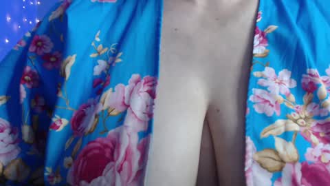 Snapshot of miss_daniels chatting on 01/12/25, 10:54 liza online show from 01/12/25, 10:54