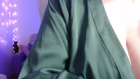 Snapshot of miss_daniels chatting on 01/13/25, 08:37 liza online show from 01/13/25, 08:37