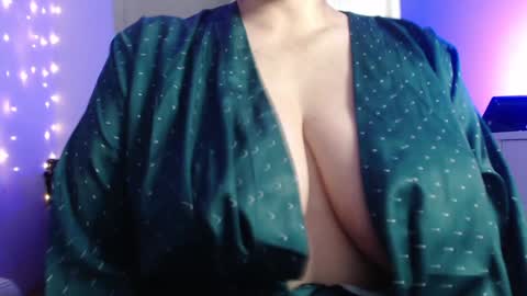 Snapshot of miss_daniels chatting on 01/14/25, 02:00 liza online show from 01/14/25, 02:00