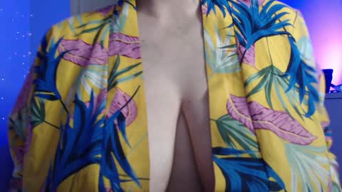 Snapshot of miss_daniels chatting on 02/05/25, 11:50 liza online show from 02/05/25, 11:50