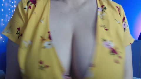 Snapshot of miss_daniels chatting on 03/04/25, 01:12 liza online show from 03/04/25, 01:12