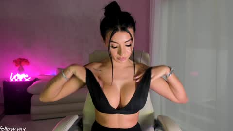 miss_diamond__ online show from 12/07/24, 07:05