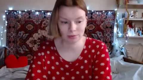 Elis online show from 12/24/24, 12:44