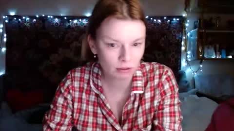 Elis online show from 01/09/25, 03:12