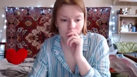 Elis online show from 02/12/25, 12:12