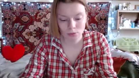 Elis online show from 03/11/25, 12:06