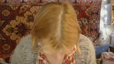 Snapshot of miss_elistia_ chatting on 11/07/25, 09:53 Elis online show from 11/07/25, 09:53