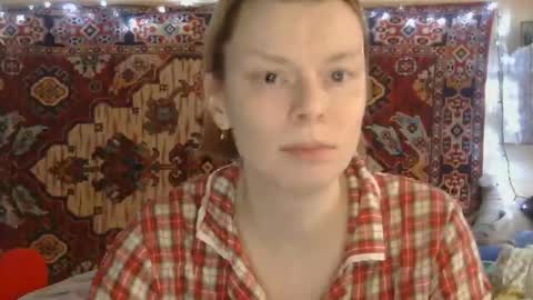 Snapshot of miss_elistia_ chatting on 02/25/26, 12:15 Elis online show from 02/25/26, 12:15