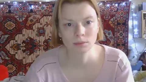 Snapshot of miss_elistia_ chatting on 03/10/26, 10:31 Elis online show from 03/10/26, 10:31