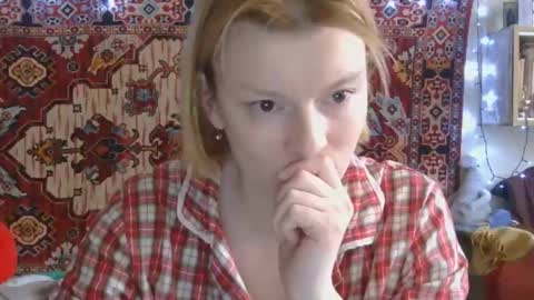 Snapshot of miss_elistia_ chatting on 03/16/26, 11:25 Elis online show from 03/16/26, 11:25