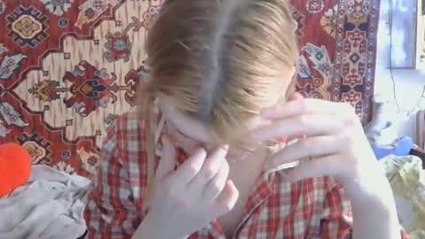 Snapshot of miss_elistia_ chatting on 03/18/26, 11:02 Elis online show from 03/18/26, 11:02