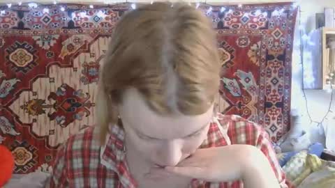 Snapshot of miss_elistia_ chatting on 03/19/26, 10:52 Elis online show from 03/19/26, 10:52