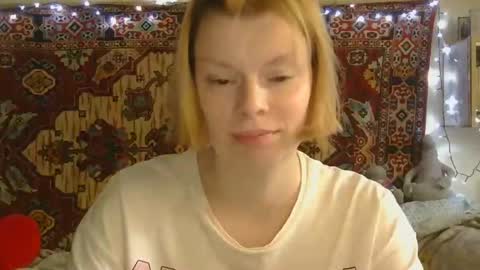 Snapshot of miss_elistia_ chatting on 05/26/26, 10:55 Elis online show from 05/26/26, 10:55
