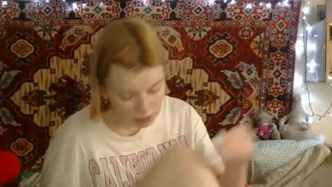 Snapshot of miss_elistia_ chatting on 06/16/26, 11:02 Elis online show from 06/16/26, 11:02