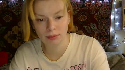 Snapshot of miss_elistia_ chatting on 06/19/26, 11:03 Elis online show from 06/19/26, 11:03